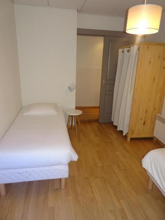 Hotel La Citadelle La Canourgue Habitación foto