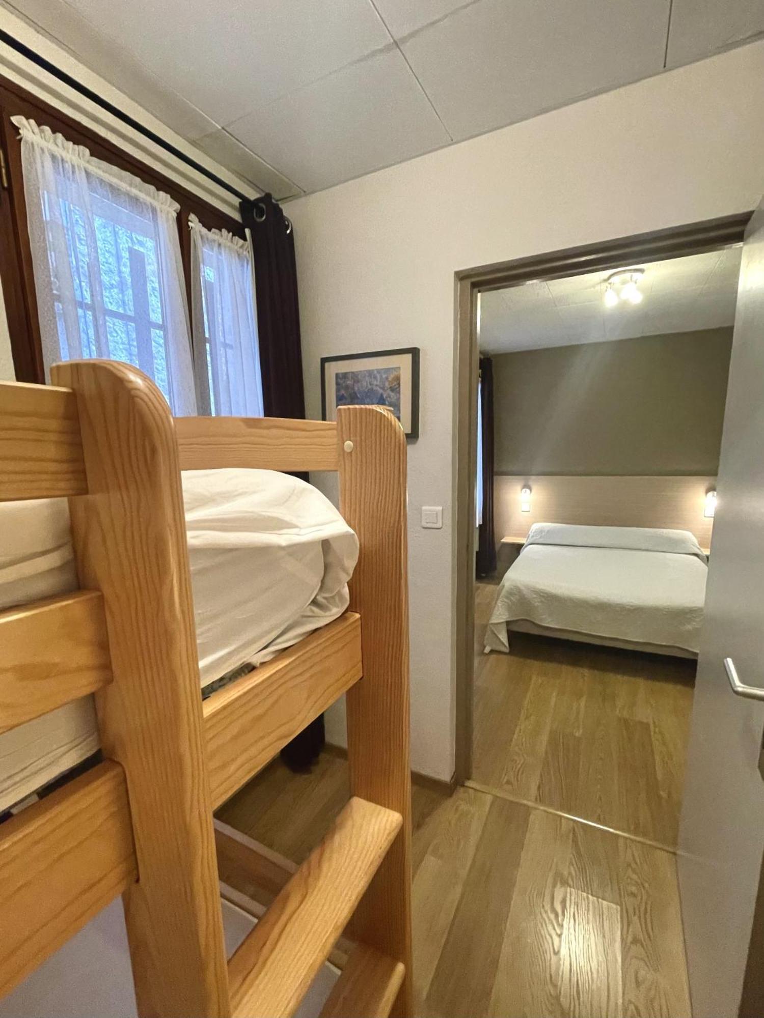 Hotel La Citadelle La Canourgue Habitación foto
